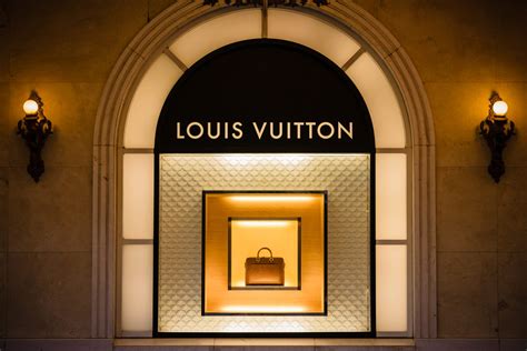 louis vuitton brand origin